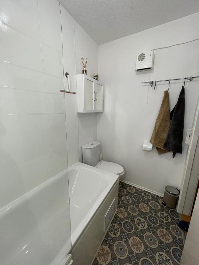 One Bedroom Websters Land Flat - Grassmarket Edimburgo Exterior foto